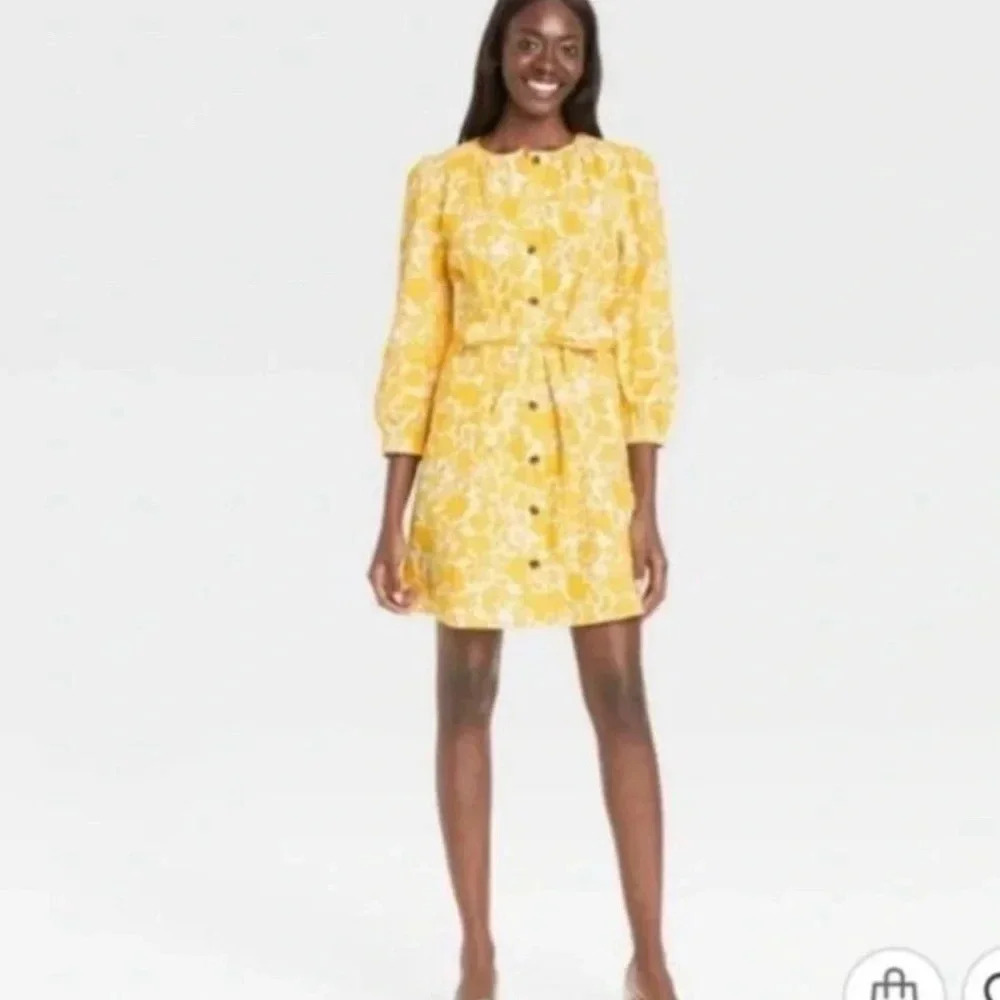 Who What Wear Yellow/White Floral Print Button Down Cotton Dress. Small